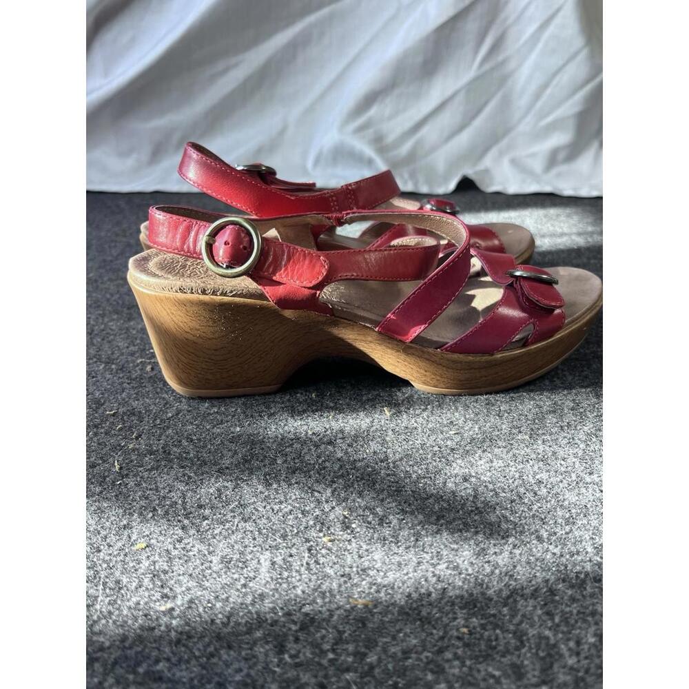Dansko JESSIE Red Leather Wedge Sandals Womens Shoes Sz 37 (Women’s 7) EUC - Picture 3 of 9